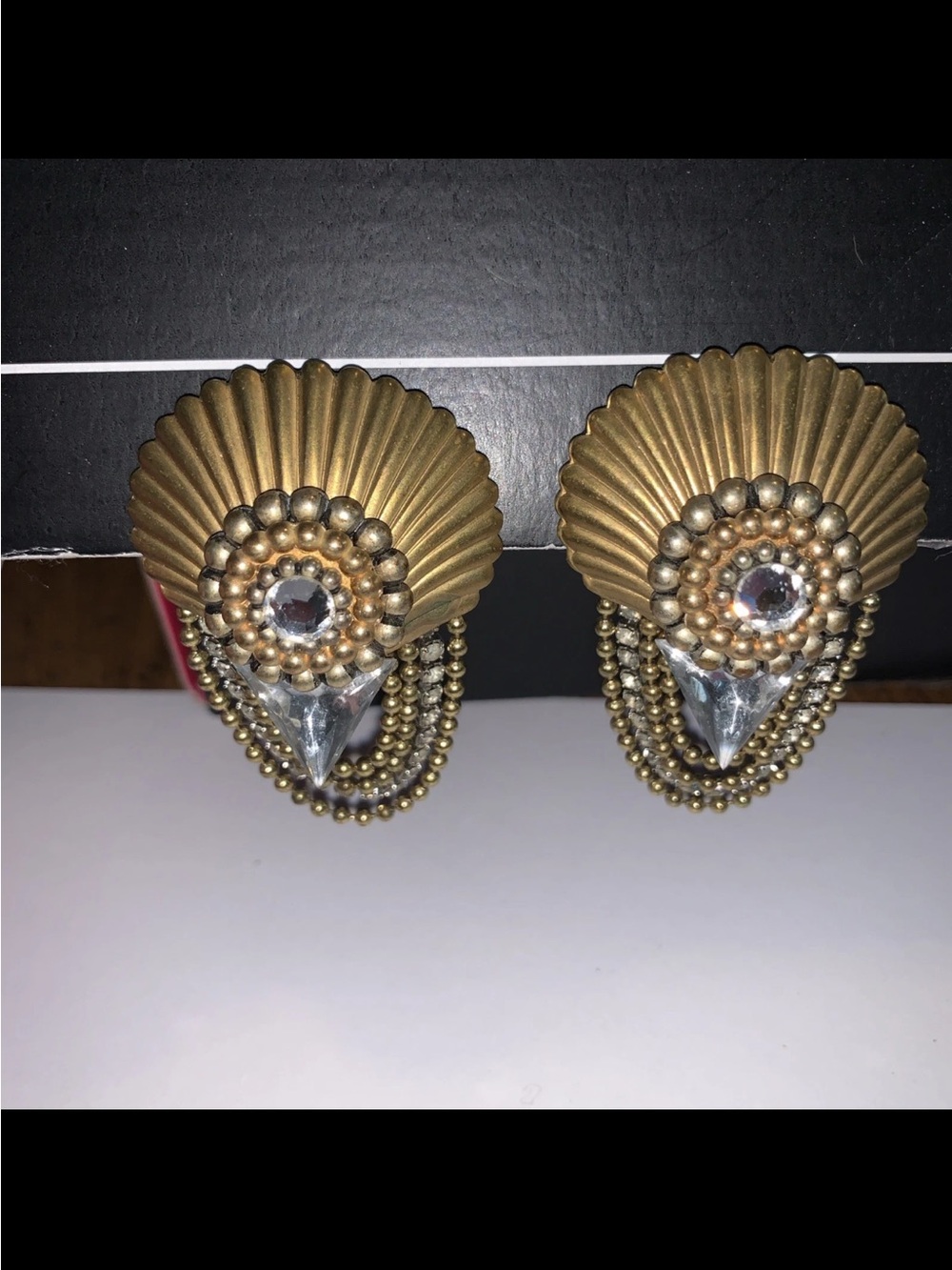 VNTG 80s artisan Gold Fluted Fan Statement Clip-On Earrings –Beaded Rhinestone